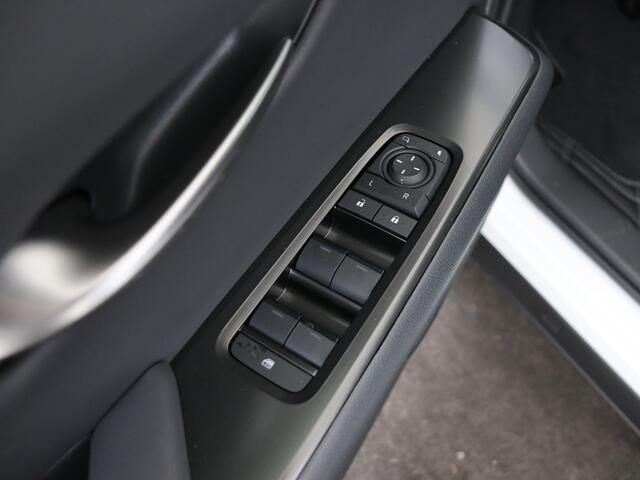 Lexus Ux 300h 35th Edition | Lederen Bekleding | 18" Velgen | Stoelverwarming | Lexus-paasweekend