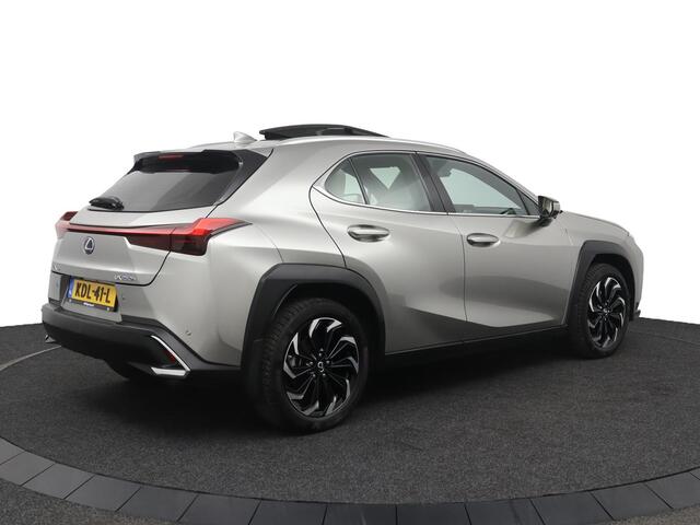Lexus Ux 250h Executive Line | Full Option! | President Pack | Mark Levinson | Stoelkoeling | Head-Up Display
