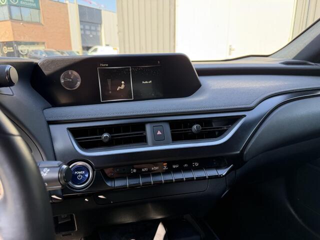 Lexus Ux 300e Business 54 kWh | Led | Nieuwe Service & Garantie |