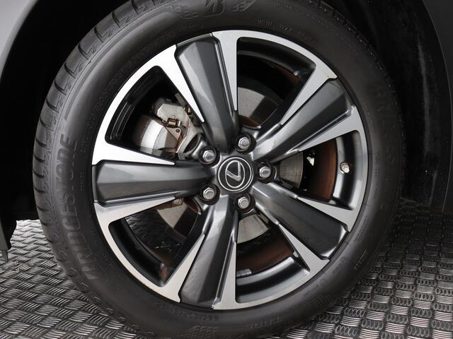 Lexus Ux 250h F Sport Line (Camera / ACC / Stoelverw. / Carplay)