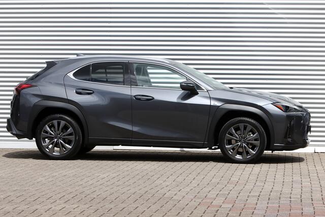 Lexus Ux 250h F Sport Design Leer / Navi / Carplay