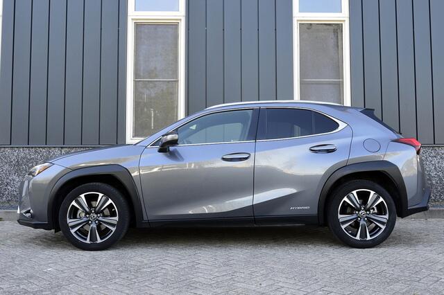 Lexus Ux 250h Preference Line Rijklaarprijs-Garantie Apple/Android Led Camera Alcantara Interieur