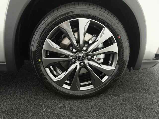 Lexus Ux 300h 35th Edition