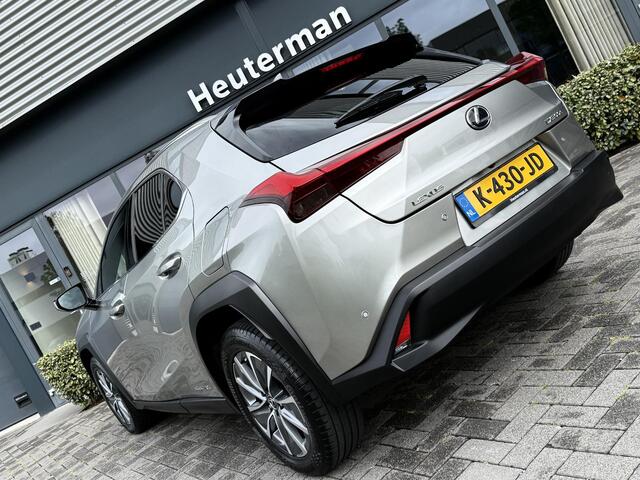 Lexus Ux 300e Luxury Schuifdak/ Leder/ Stoelkoeling