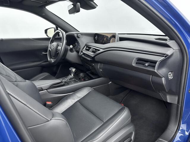 Lexus Ux 250h AWD Executive + President Pack | BTW-Auto | Mark-Levinson | Schuif-Kanteldak |
