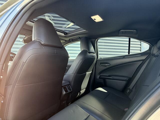 Lexus Ux 250h Luxury Line Schuifdak / Leder