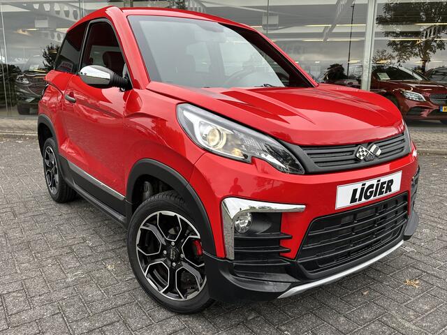 Ligier JS60 Brommobiel Chic Sun | Airco | stuurbekrachtiging | Camera (brommobiel)