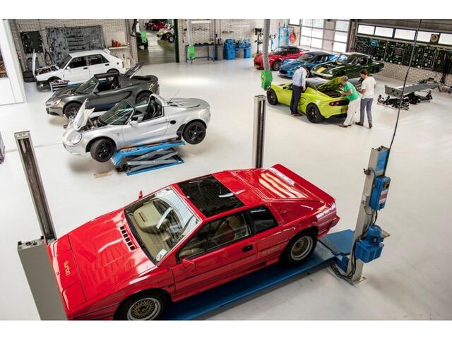 Lotus Emeya R 102 kWh 900 PK Keramische remmen 4 Zitplaatsen LM velgen ALLE OPTIES