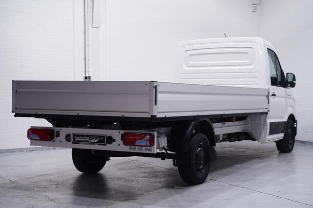 MAN TGE 2.0 TDI 140 pk L4 Pick Up / Open Laadbak Airco, Apple Carplay, Cruise Control, Geveerde Stoel, LxBxH 430x203x40 cm, 3-Zits