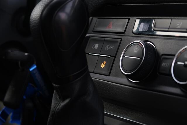 MAN TGE 35 2.0 L2H2 AUT/ CAMERA/ LED/ ACC/ CLIMA/ TREKHAAK