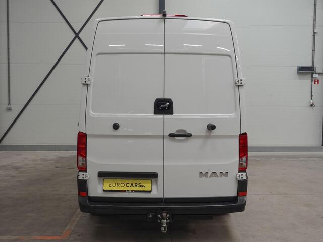 MAN TGE 3.140 2.0 TDI 140pk Dubbele Cabine L3H3 7 persoons Navigatie Apple Carplay/Android Auto Trekhaak Cruise Control Bluetooth Airco