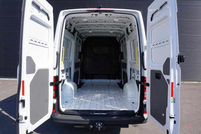 MAN TGE 3.140 | AUT | 2x Schuifdeur | ACC | App-Connect | Camera | Navi | Trekhaak | Stoelverwarming