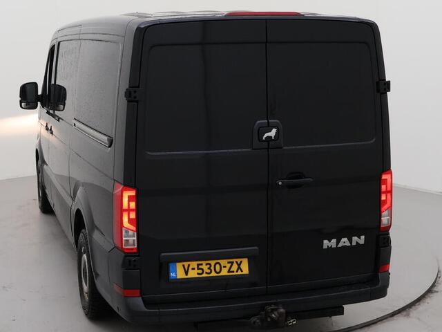 MAN TGE 140pk L3H2 / L2H1 2x Schuifdeur Trekhaak Cruise control Airco 3-Zits Euro6