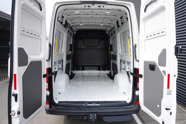 MAN TGE 30 2.0 Standaard Hoog Man TGE 2.140 6 handversnelling L3H3 2 schuifdeuren