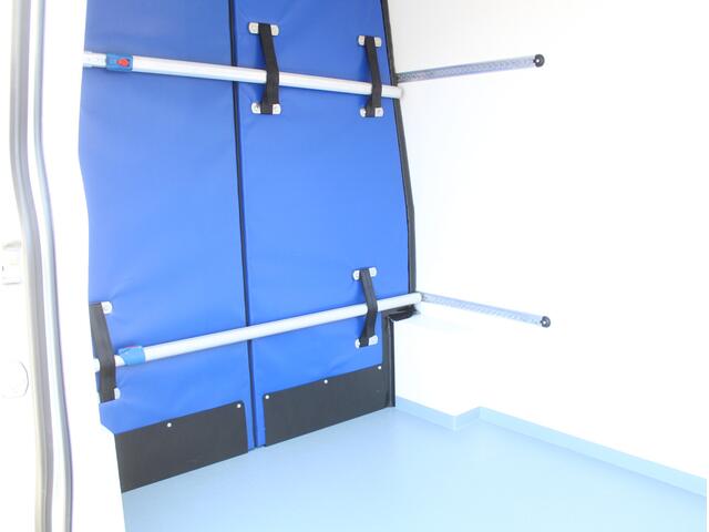 MAN TGE 35 2.0 CARRIER KOEL/VRIES 2 COMPARTIMENTEN | LEDER | NAVIGATIE | NIEUWSTAAT