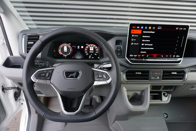 MAN TGE 3.140 MY25 | L3H3 | AUT | ACC | App-Connect | Camera | Navi | Stuur- en Stoelverwarming | Trekhaak