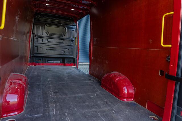 MAN TGE 35 2.0 Lang L4 Super Hoog 177PK Achteruitrijcamera, Trekhaak, LED Koplampen, Ergo Bestuurdersstoel, Airco, App Connect