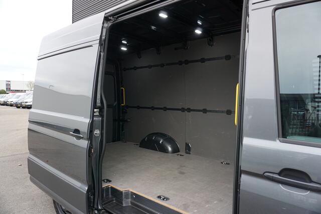 MAN TGE 3.160 | AUT | RWD 3,5T Trekgewicht | App-Connect | Camera | Cruise | Stoel- en Voorruitverwarming