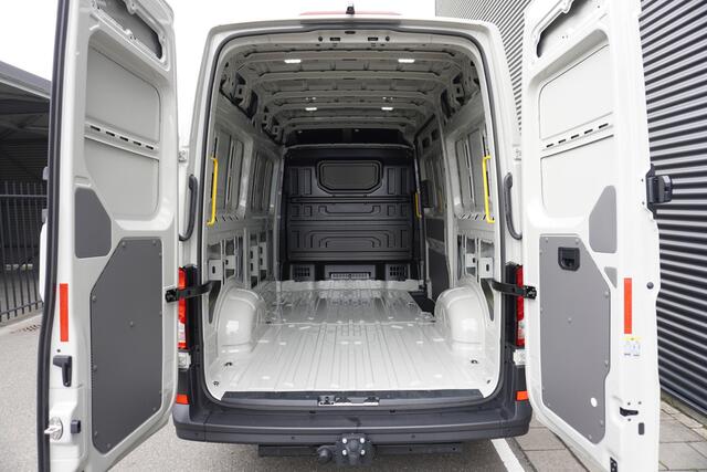 MAN TGE MAN TGE 3.140 | L3H3 | Aut | FACELIFT | Commander BOMVOL! | ACC | App-Connect | Camera | Stoelverwarming | Trekhaak