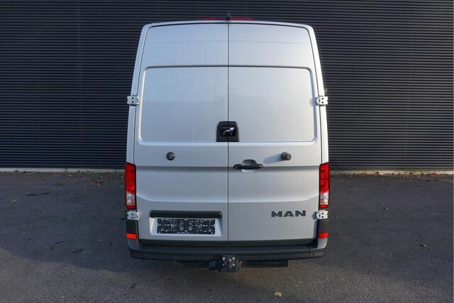 MAN TGE 3.160 160PK Automaat RWD L3H3/L2H2 3.5T Trekhaak Apple Carplay Camera Cruise Stoel- en Voorruitverwarming LED