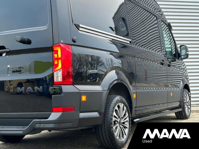 MAN TGE 3.140 L3H3 Automaat 140PK Zwart Black Lion Cruise control Carplay Camera