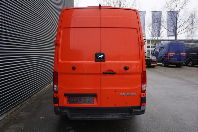 MAN TGE 140pk L3H3/L2H2 Apple Carplay Camera Airco Parkeersensoren Euro6 Passagiersstoel