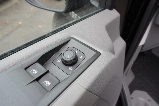 MAN TGE 140pk Automaat L3H3/L2H2 Apple Carplay Cruise control Trekhaak Camera LED Parkeersensoren