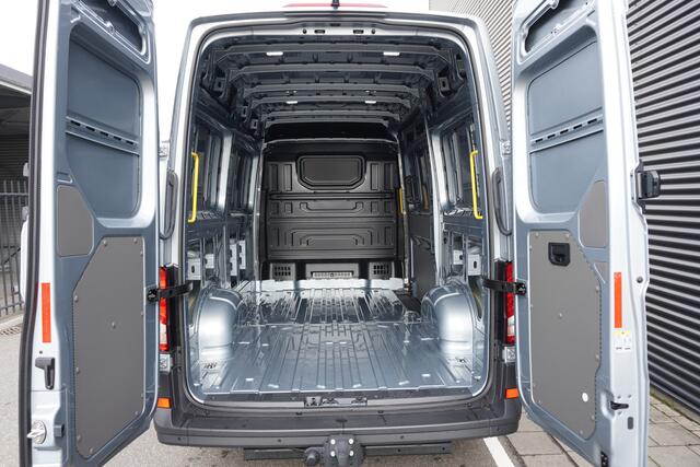 MAN TGE MAN TGE 3.140 L3H3 Aut FACELIFT Commander BOMVOL! | LED | NAVI | CLIMATRONIC | TREKHAAK | ACC | STOELVERWARMING | STUURVERWARMING | VOORRUITVERWARMING