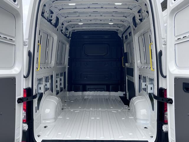 MAN TGE 3.140/L3H3/automaat en 2 schuifdeuren