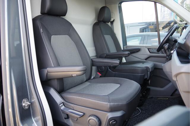 MAN TGE 3.180 35 2.0 L3H2 177PK AUT. LED, TREKHAAK, GEV. ERGO ACTIVE STOEL, STANDKACHEL, STOELVERWARMING, STUURVERWARMING, VOORRUIT VERWARMING, CAMERA, NAVI, ADAPT. CRUISE