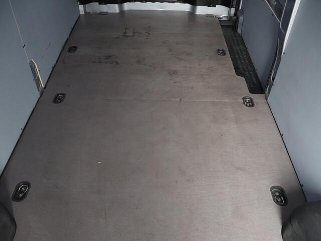 MAN TGE 35 3.140 AUT. L4H3 ZILVERGRIJS + CAMERA | APPLE CARPLAY | ANDROID AUTO | DAB | NAVIGATIE