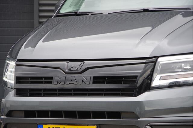 MAN TGE 3.180 35 2.0 177PK AUT. LED, 2X SCHUIDEUR, LEDER, TREKHAAK, CAMERA, CLIMA, STOELVERWARMING, STUURVERWARMING, VOORRUITVERWARMING, PARKEERSENSOREN, ADAPT. CRUISE, NL AUTO, NAP, DUBBELE SCHUIFDEUREN