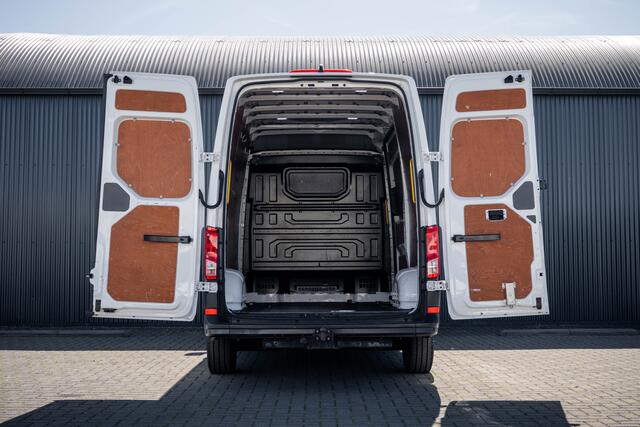 MAN TGE 2.0 TDI | L3H3 | 140PK | Trekhaak 3.0T | Camera | Carplay | Cruise | Airco