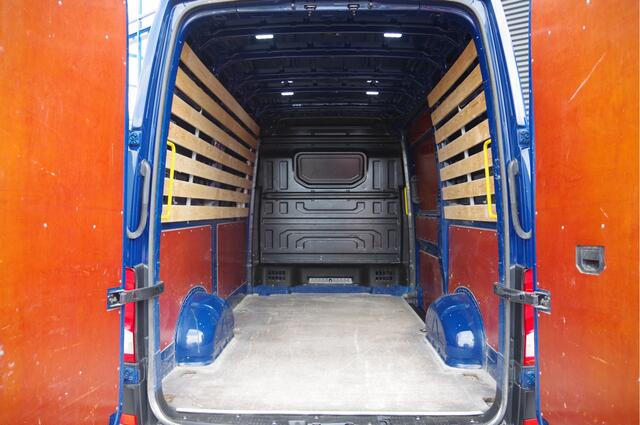 MAN TGE 3.140 35 2.0 140PK AUT. LED, TREKHAAK, LEDER, CAMERA, NAVI, CRUISE, AIRCO, PARKEERSENSOREN, NL AUTO, NAP