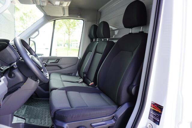MAN TGE 5.180 180pk Dubbellucht Bakwagen Laadklep Apple Carplay Camera Cruise control Koffer LBW