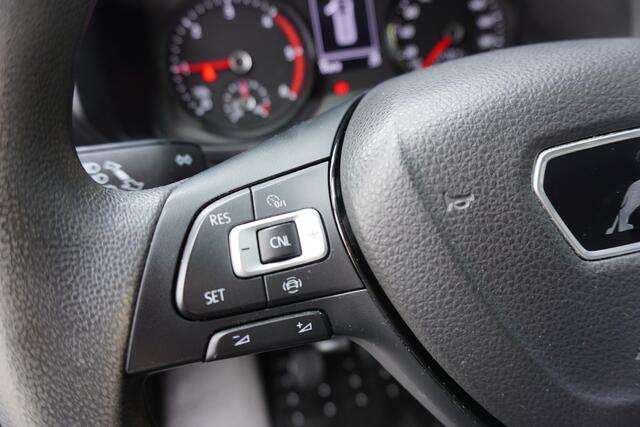 MAN TGE 180pk L3H3/L2H2 Trekhaak Camera Navigatie Apple Carplay Cruise control Airco 3-Zits
