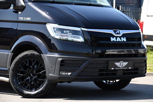 MAN TGE 3.180 35 2.0 L3H2 Black Edition FULL Options! Adaptieve Cruise, Camera, Carplay, 2 x Schuifdeur, LED, Clima, Stoelverarming, Multimedia, Stuurverwarming, Uniek!