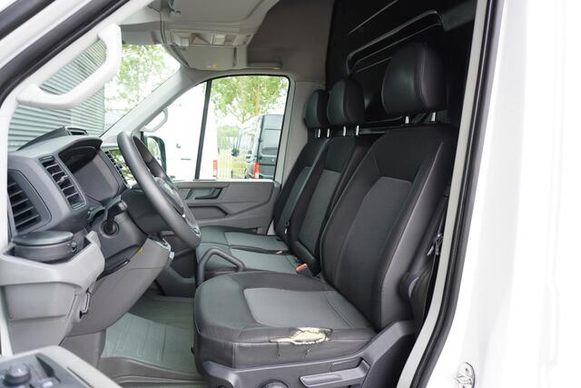 MAN TGE 5.180 dubbellucht N1 180pk Automaat MARGE L3H3/L2H2 Apple Carplay Camera Navigatie 3500kg Trekhaak Cruise control Imperiaal Airco
