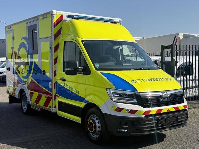 MAN TGE 180 50 180pk Automaat 50 AMBULANCE INCL STRYKER BRANCARD VB Luchtvering