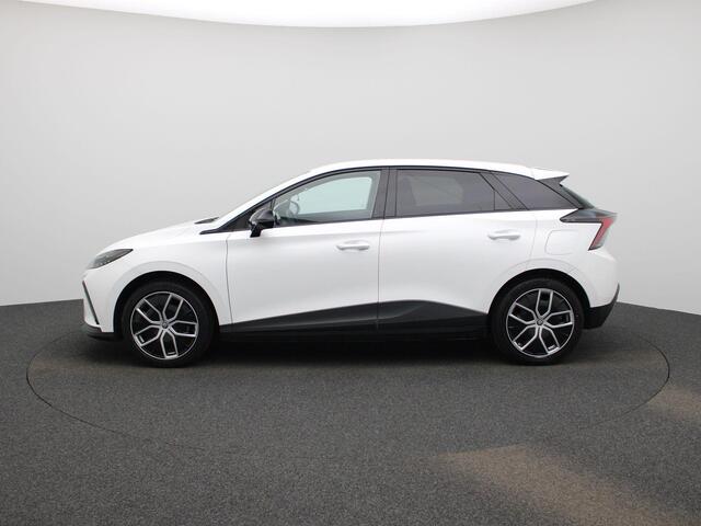 MG 4 MG4 Electric Luxury 64 kWh | Climate Control / ECC | Licht metalen velgen 18 inch | Cruise control Adaptive | Navigatie | Half lederen bekleding | Stoelverwarming | LED koplampen | Park Distance Control voor en achter | Achteruitrijcamera |