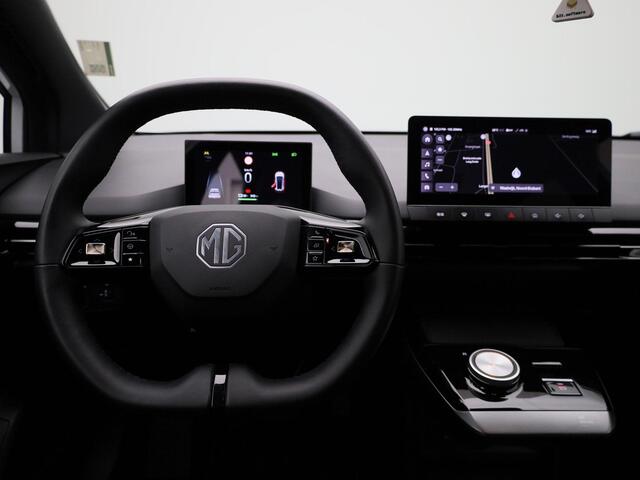 MG 4 MG4 Electric Luxury 64 kWh | Climate Control / ECC | Licht metalen velgen 18 inch | Cruise control Adaptive | Navigatie | Half lederen bekleding | Stoelverwarming | LED koplampen | Park Distance Control voor en achter | Achteruitrijcamera |