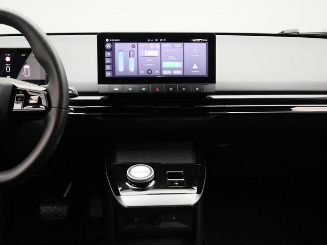 MG 4 MG4 Electric Comfort 64 kWh | Climate Control / ECC | Licht metalen velgen 17 inch | Cruise control Standaard | Stoelverwarming | LED koplampen | Park Distance Control achter | Achteruitrijcamera |