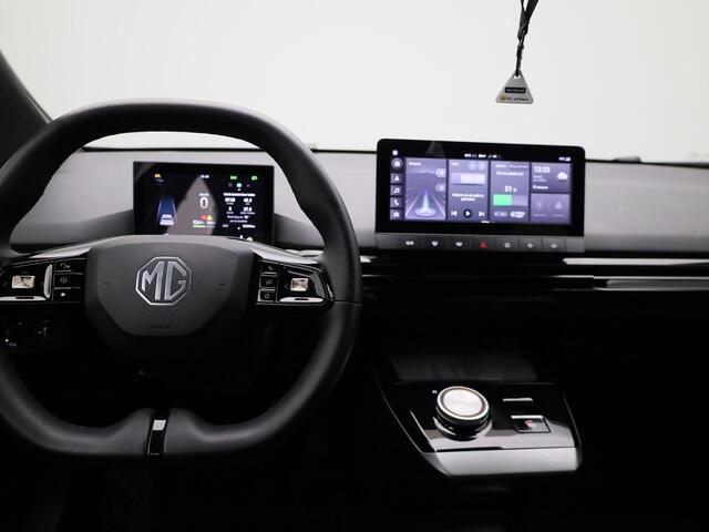 MG 4 MG4 Electric Luxury 64 kWh | Climate Control / ECC | Navigatie | Lederen bekleding grijs | Stoelverwarming | LED koplampen | Park Distance Control achter | Achteruitrijcamera |