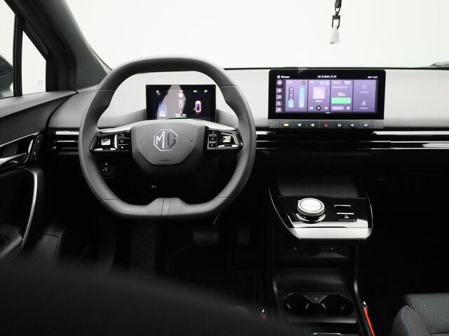 MG 4 MG4 Electric Standard 51 kWh | Climate Control / ECC | Trekhaak afneembaar | Cruise control | LED koplampen | Park Distance Control achter | Zwarte hemel |