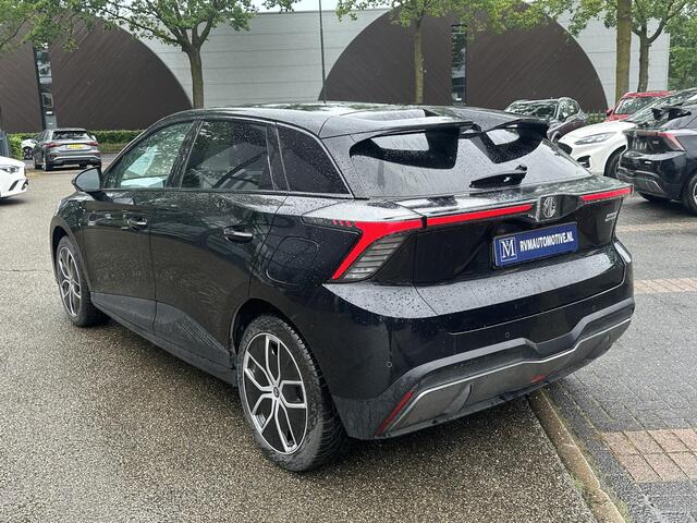 MG 4 MG Electric luxury SOH 97%|360 CAMERA| 7 JAAR MG GARANTIE T/M 02-2031| ELEK. STOEL| DODE HOEK SENSOR| STOEL + STUURVERWARMING| ADAPTIVE CRUISE CONTROL