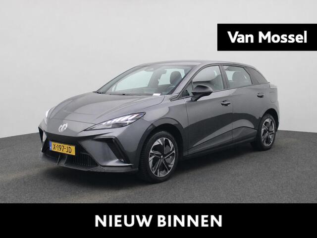 MG 4 MG4 Electric Standard 51 kWh 170PK | Climate Control | Keyless Entry & Start | 17'' Inch Velgen | Parkeersensoren | All Season Banden | Apple CarPlay & Android Auto