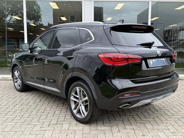 MG EHS 1.5 TGDI Luxury Pano