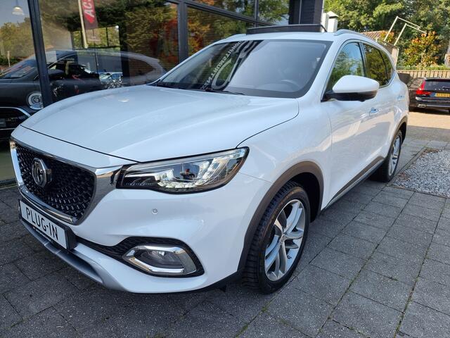 MG EHS 1.5 PHEV | Luxury | 28dkm | Dealer onderhouden | Alle Opties | Nieuwstaat!