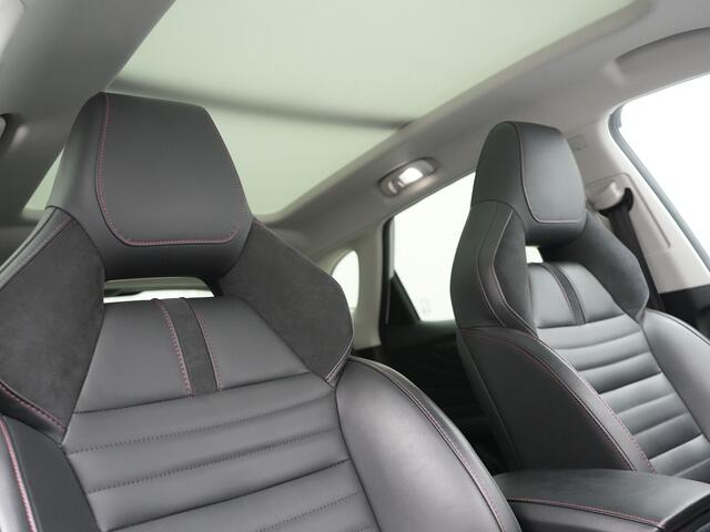 MG EHS 1.5 TGDI Luxury Plug In Hybrid 258pk PHEV | Panodak | 360 Camera | Adaptive Cruise | Lederen Sportstoelen Verwarmd | Blis | Apple Carplay | Keyless | Sfeerverlichting | Navigatie | Virtual | DAB+ |