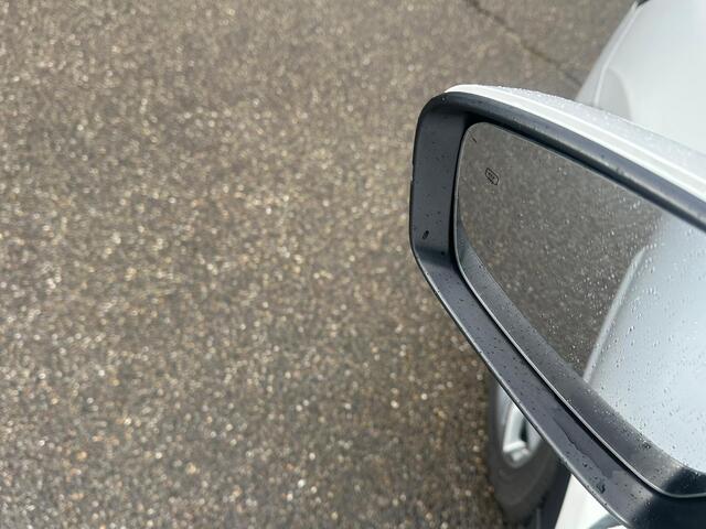 MG EHS 1.5 TGDI Luxury | PHEV | MEGA COMPLEET! | COMPLETE HISTORIE AANWEZIG | FABRIEKS GARANTIE TM 03-2030| 52km WLTP ELECTR RIJBEREIK, TOTAAL RIJBEREIK TOT 1.000km!